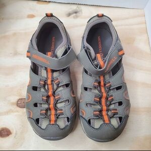 Merrell kids Hydro H2O size 4 sandals